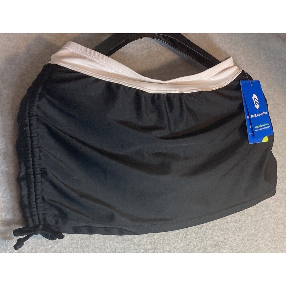 Free Country Swim Skort Sz M Bottoms New Black & White Retro UPF 50 Skirt Beach